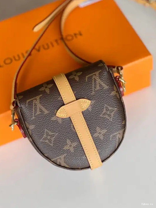 LOUIS MICRO VUITTON CHANTILLY 0623